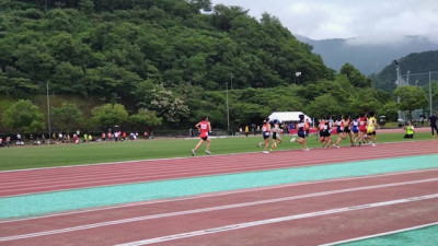 女子 (2)