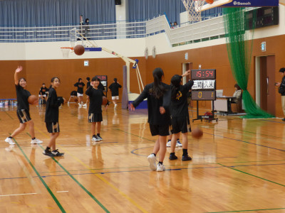女子バスケ (1)