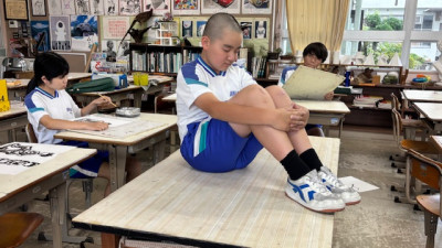 美術部 (1)