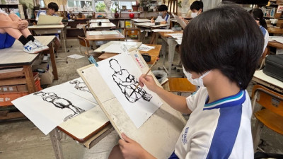 美術部 (3)