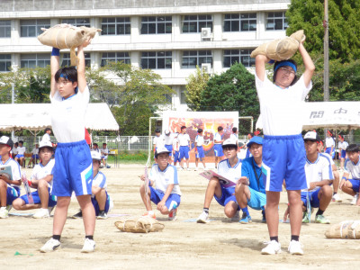 ９俵上げでどっこいしょ (3)
