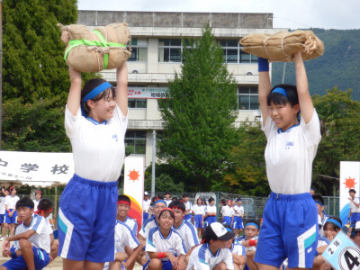 ９俵上げでどっこいしょ (9)