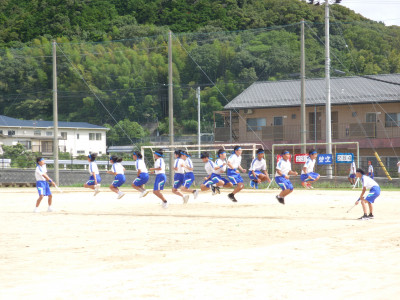 １０みんなでジャンプ (7)