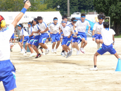 １０みんなでジャンプ (8)