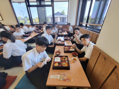 ③ (3)