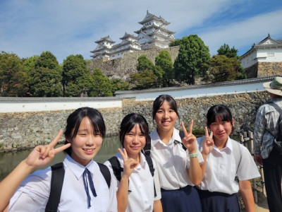 ③ (10)