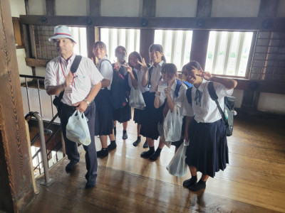 ③ (13)