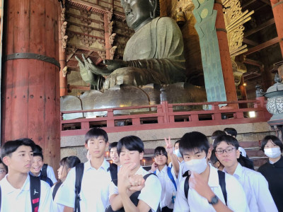 ② (7)
