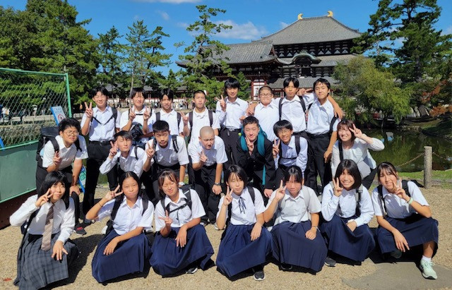 ② (15)