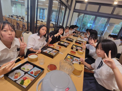 ② (21)