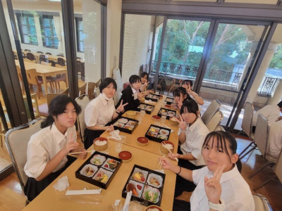 ② (22)