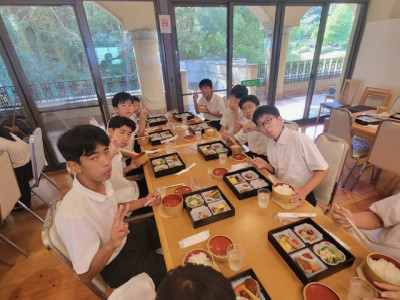 ② (23)