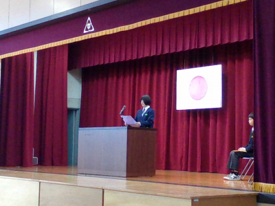 職員_職員室_曽根春菜_ 新任始業式_21