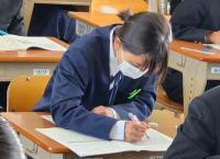 時間いっぱい頑張ってます 時間いっぱい頑張ってます
