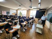 1年A組 数学の授業 1年A組 数学の授業