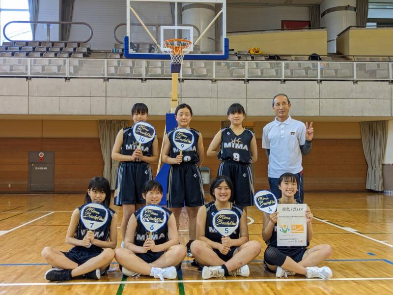 女子バスケットボール　準優勝　お疲れ様でした